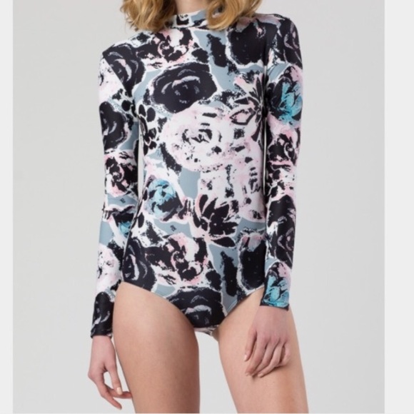 Mott 50 Swim Mott 5 Kelly One Piece Print Sz Xl 45 Poshmark Mott 50 Swim Mott 5 Kelly One Piece Print Sz Xl 45 Poshmark